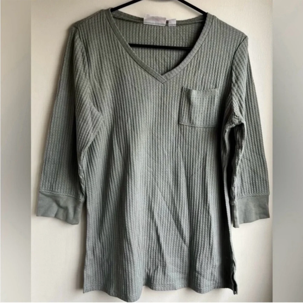 Belle by Kim Gravel Women's Ribbed V-Neck Top - Green